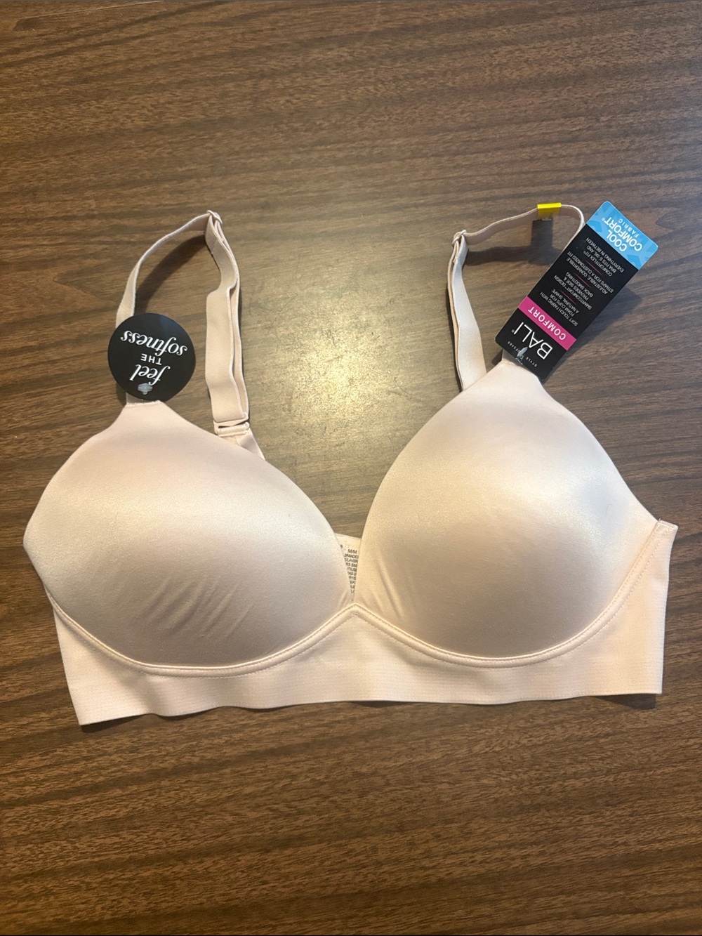 NEW Bali Medium Revolution Soft Touch Perfect Wireless T Shirt Bra Light Pink